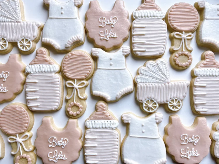 Neutral baby shower