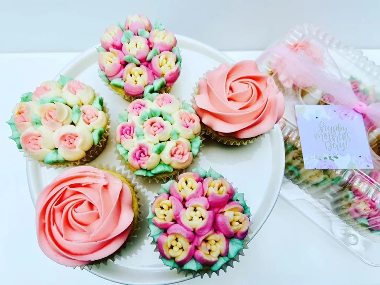 Cupcakes design 12
