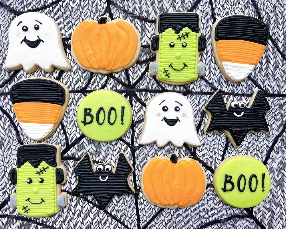 Halloween by the dozen